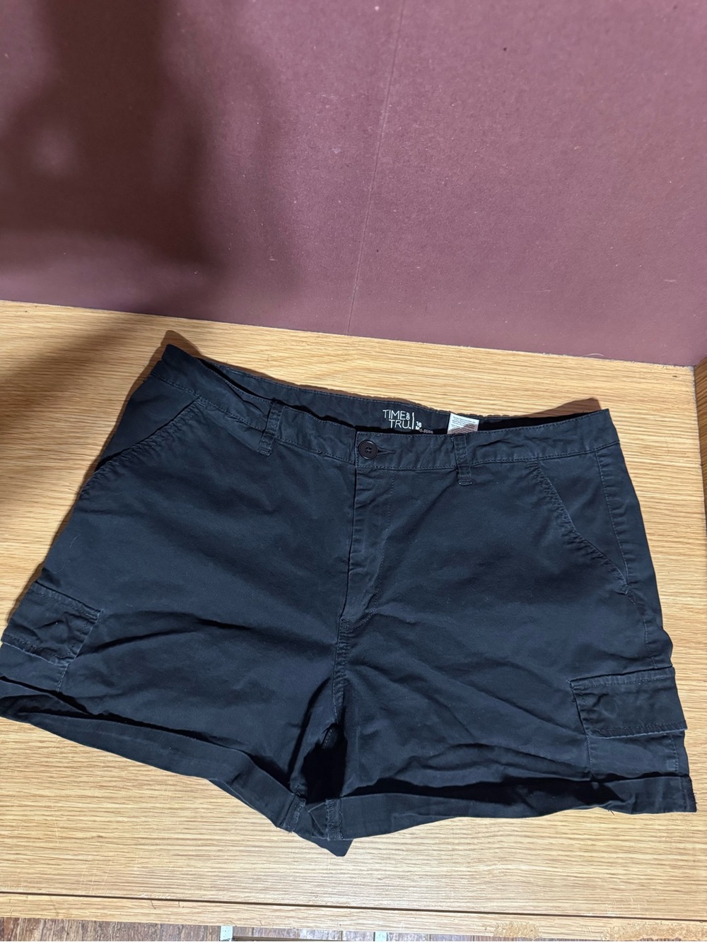 Time and Tru Black Mid Rise Stretch Shorts Size 16